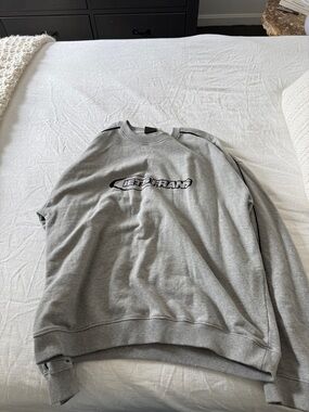Iets Frans Urban Outfitters Gray Crewneck Sweater with Center Logo Size Large